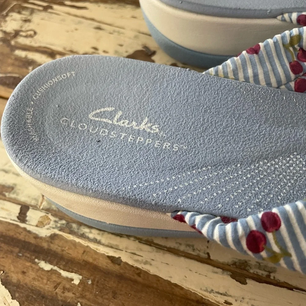 Clarks Blue and White Floral Sandals - Picture 2 of 8